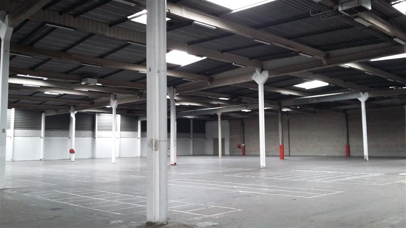 Location Entrepôts EPONE (78680) - Photo 4