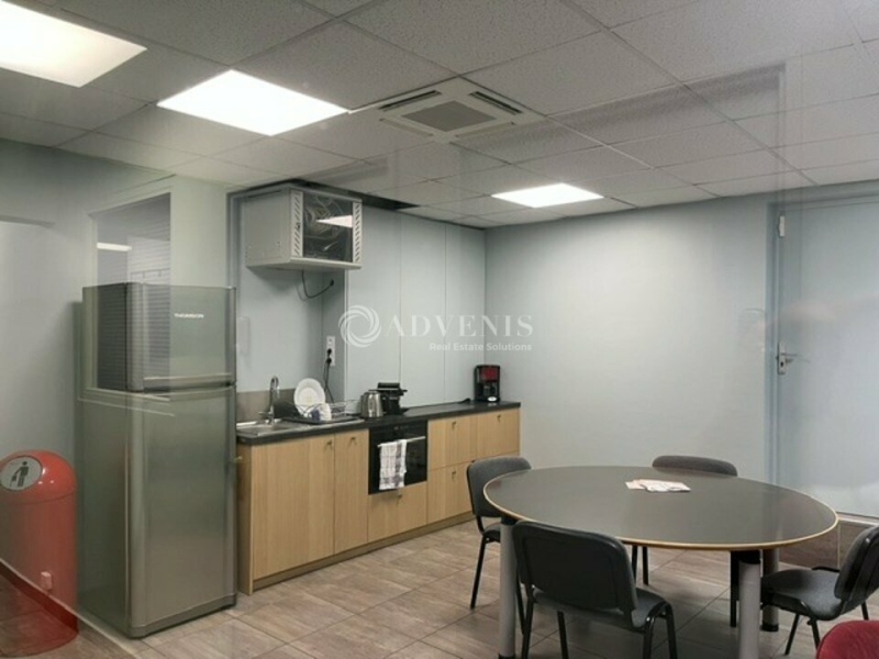 Location Bureaux LES ALLUETS LE ROI (78580) - Photo 12