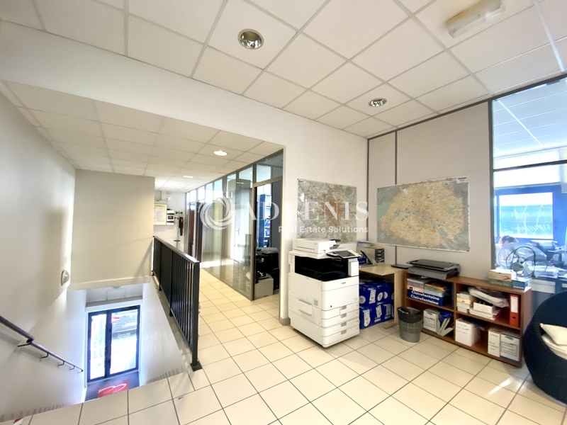 Location Bureaux ORGEVAL (78630) - Photo 1