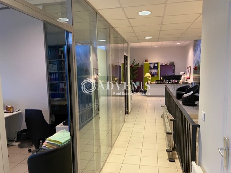 Location Bureaux ORGEVAL (78630) - Photo 4