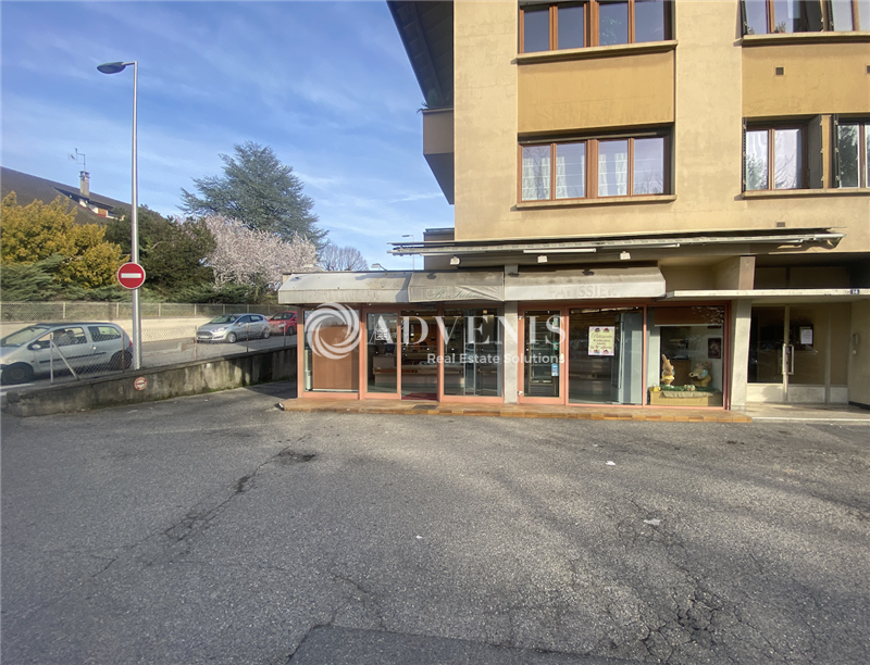Vente Investisseur Commerces THONON LES BAINS (74200) - Photo 2
