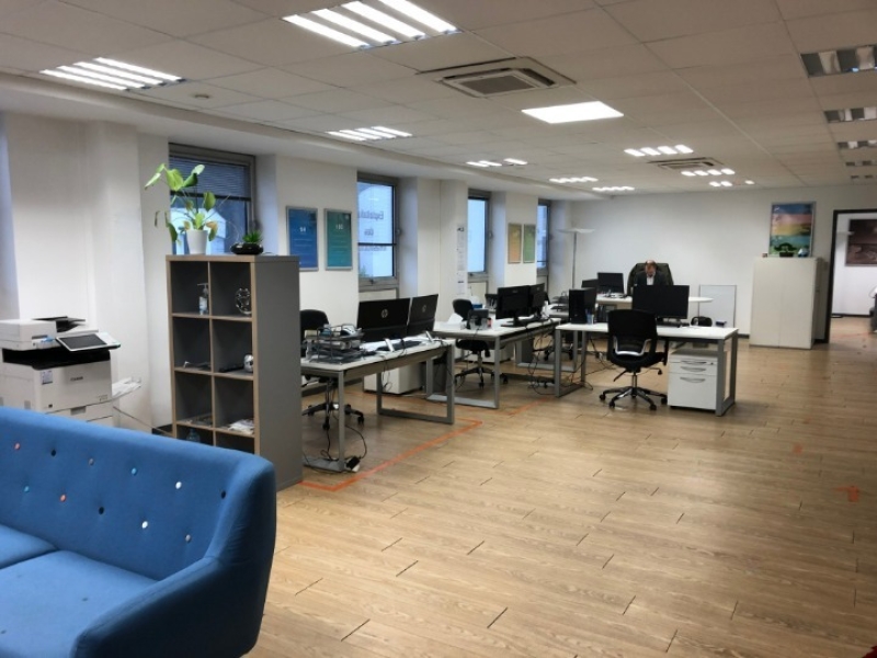 Location Bureaux SAINT AVERTIN (37550) - Photo 1