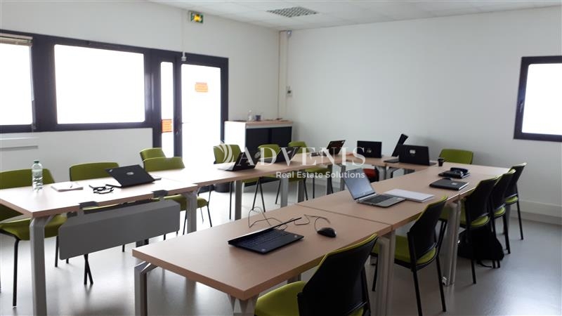 Location Bureaux SAINT CYR SUR LOIRE (37540) - Photo 3