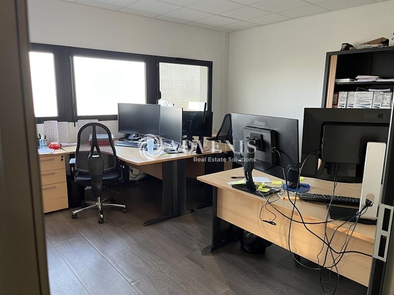 Location Bureaux SAINT CYR SUR LOIRE (37540) - Photo 9