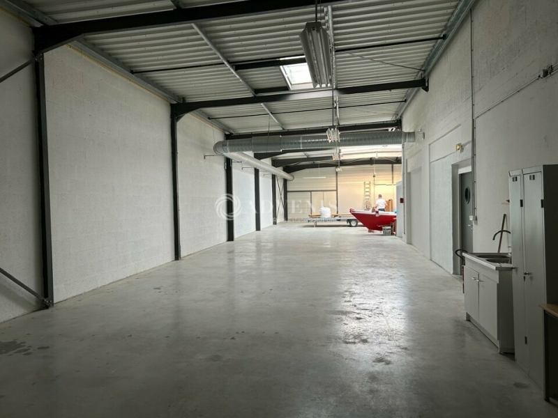 Location Activités Entrepôts TOURS (37100) - Photo 4