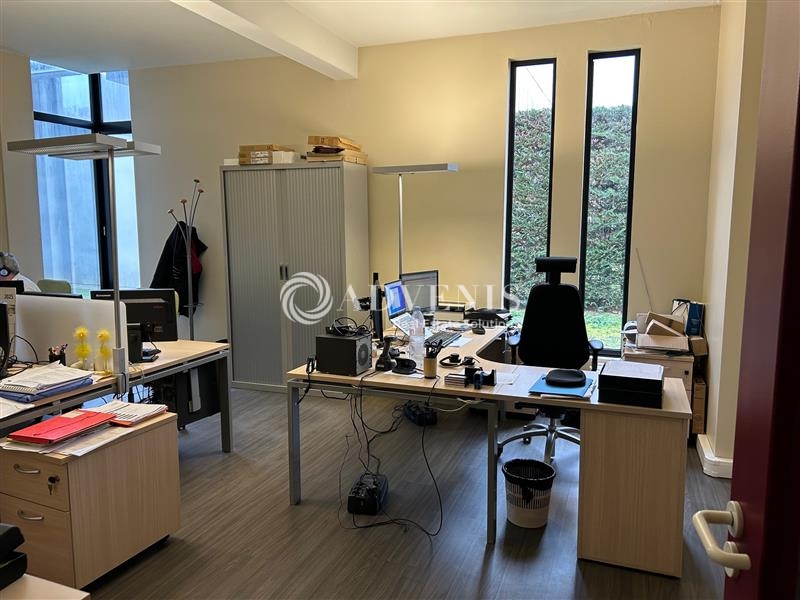 Location Bureaux SAINT AVERTIN (37550) - Photo 11