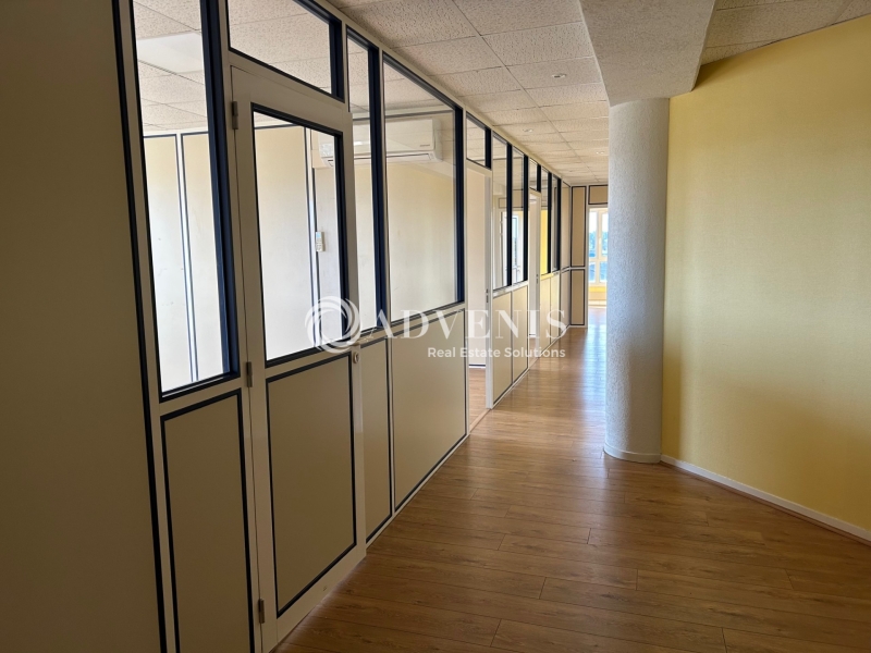 Vente Utilisateur Bureaux SAINT PIERRE DES CORPS (37700) - Photo 5