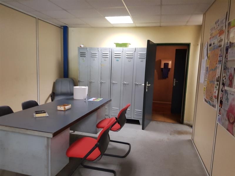 Location Activités Entrepôts PARCAY MESLAY (37210) - Photo 4