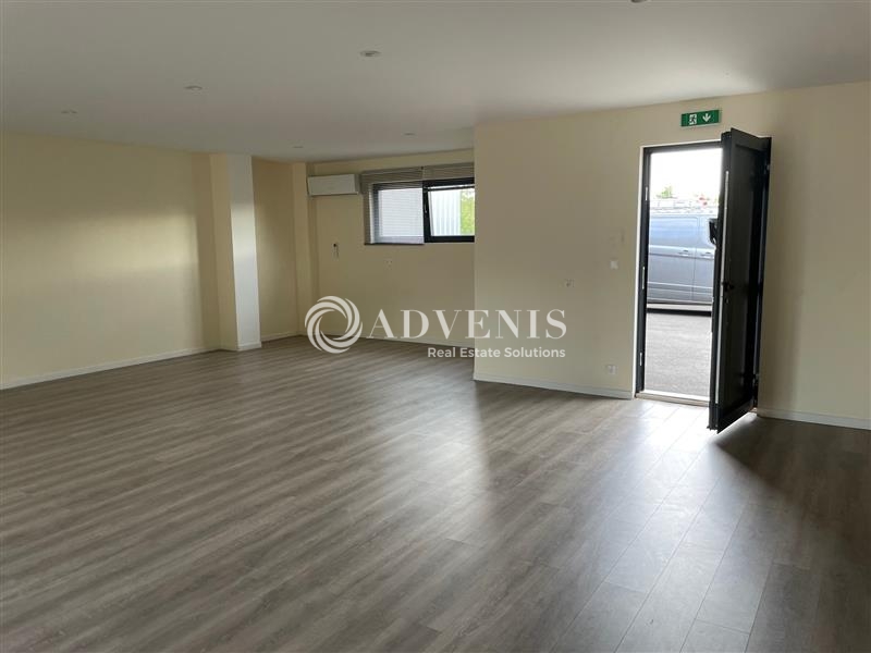 Location Bureaux LARCAY (37270) - Photo 2
