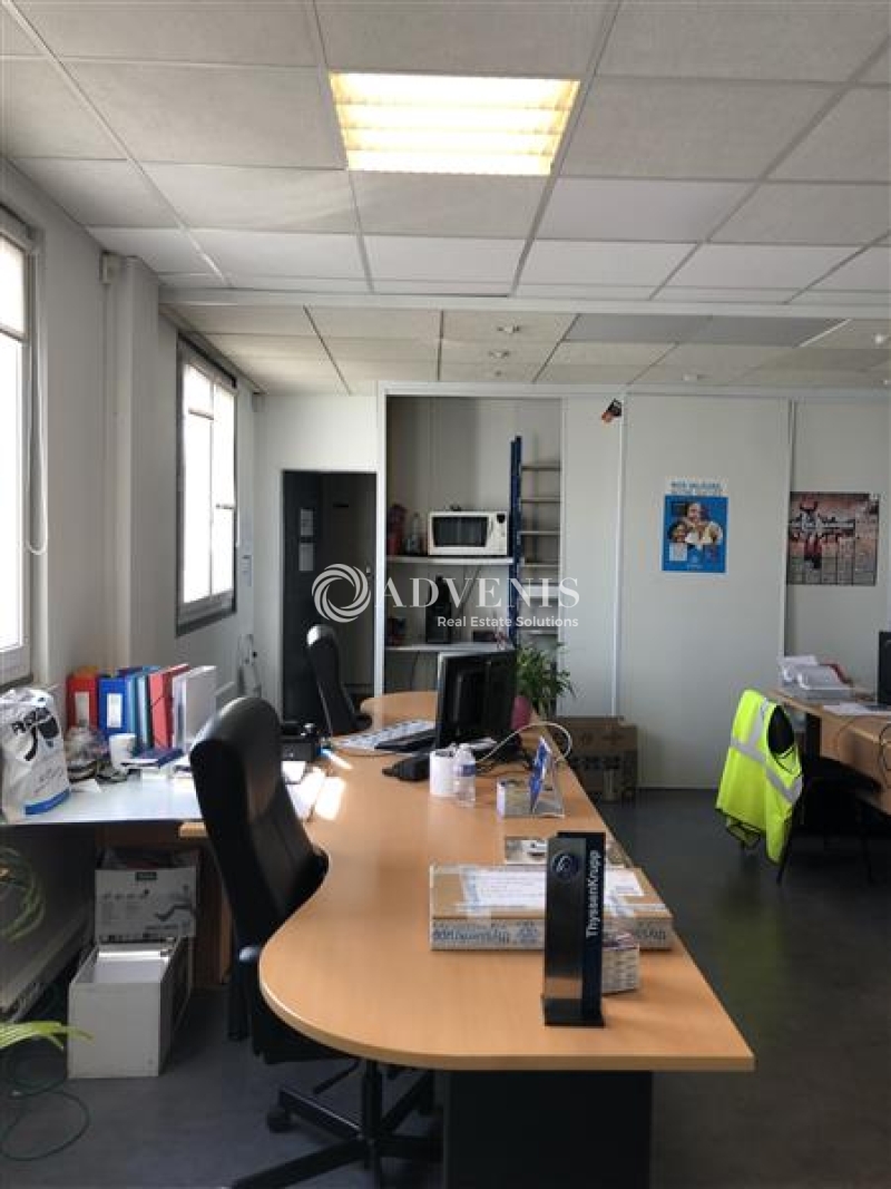 Location Activités Entrepôts TOURS (37100) - Photo 4