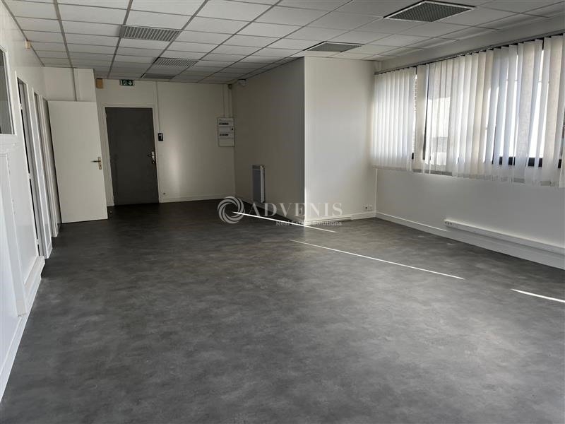 Location Bureaux SAINT AVERTIN (37550) - Photo 9