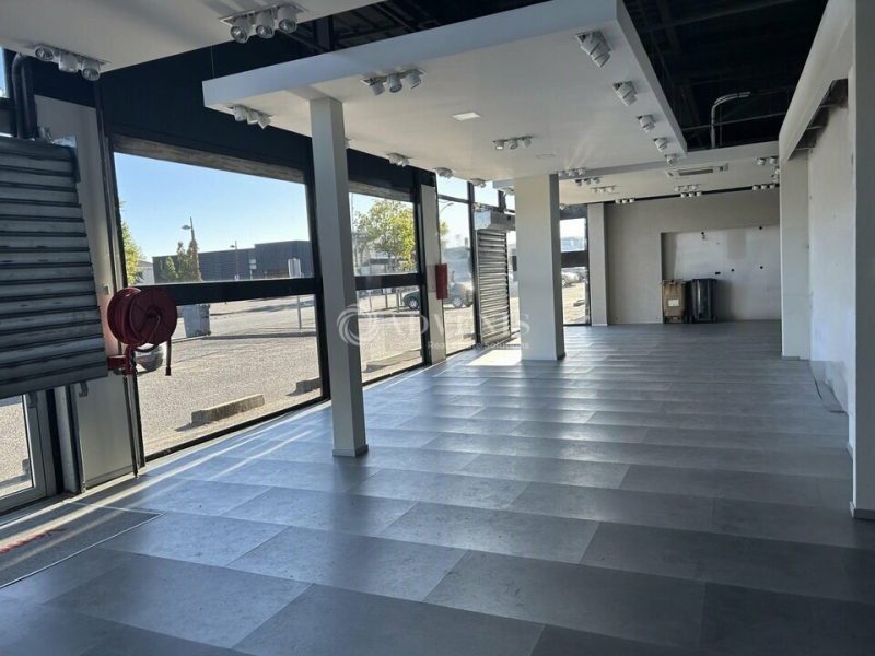 Location Commerces CHAMBRAY LES TOURS (37170) - Photo 8