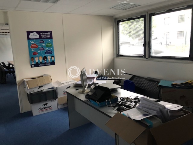 Location Bureaux SAINT AVERTIN (37550) - Photo 2