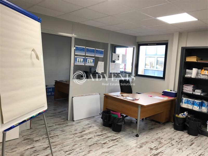 Location Bureaux SAINT AVERTIN (37550) - Photo 1