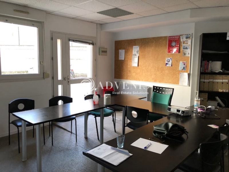 Vente Utilisateur Bureaux TOURS (37200) - Photo 4
