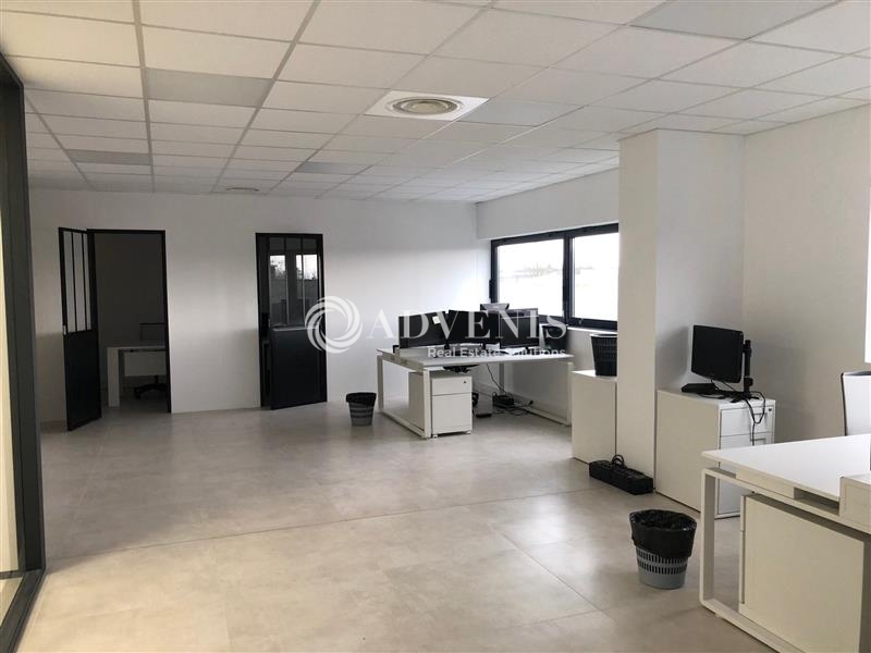 Vente Utilisateur Bureaux SAINT CYR SUR LOIRE (37540) - Photo 4