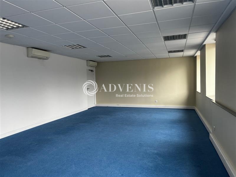 Location Bureaux TOURS (37000) - Photo 4