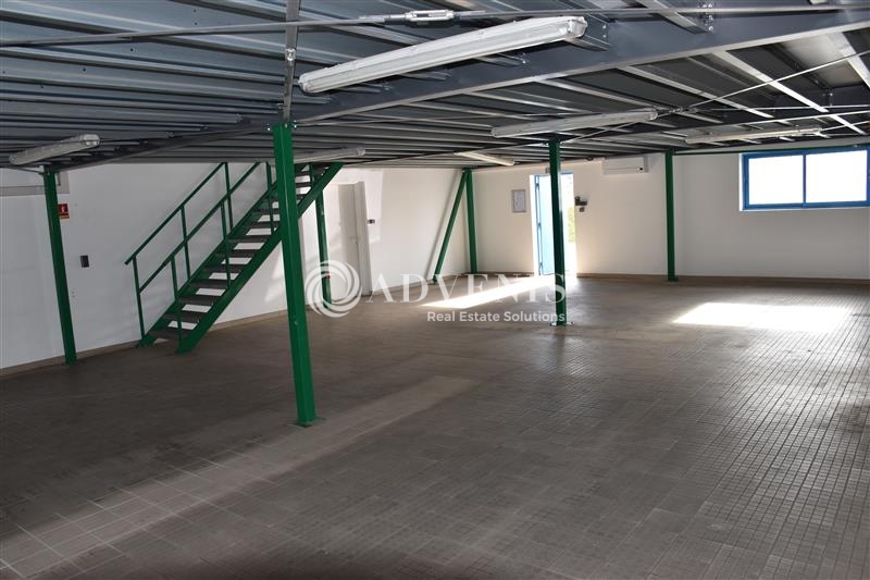 Vente Utilisateur Activités Entrepôts SAINTE MAURE DE TOURAINE (37800) - Photo 3