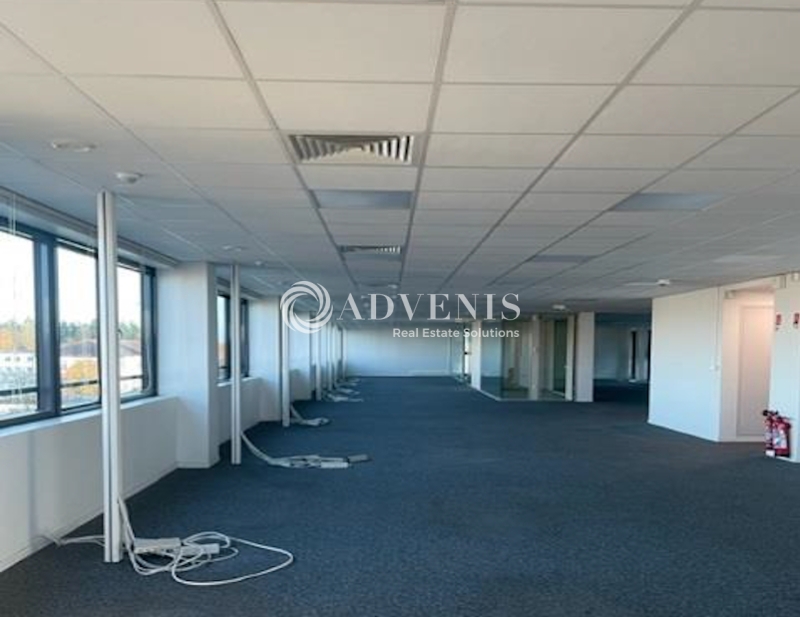 Location Bureaux TOURS (37100) - Photo 2