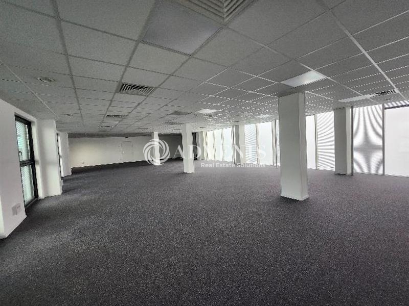 Location Bureaux TOURS (37100) - Photo 1