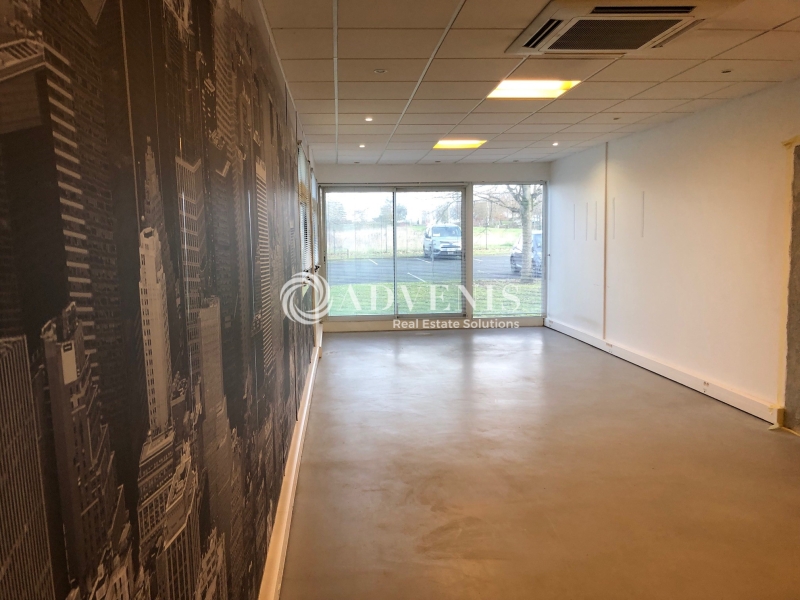 Location Bureaux SAINT CYR SUR LOIRE (37540) - Photo 3