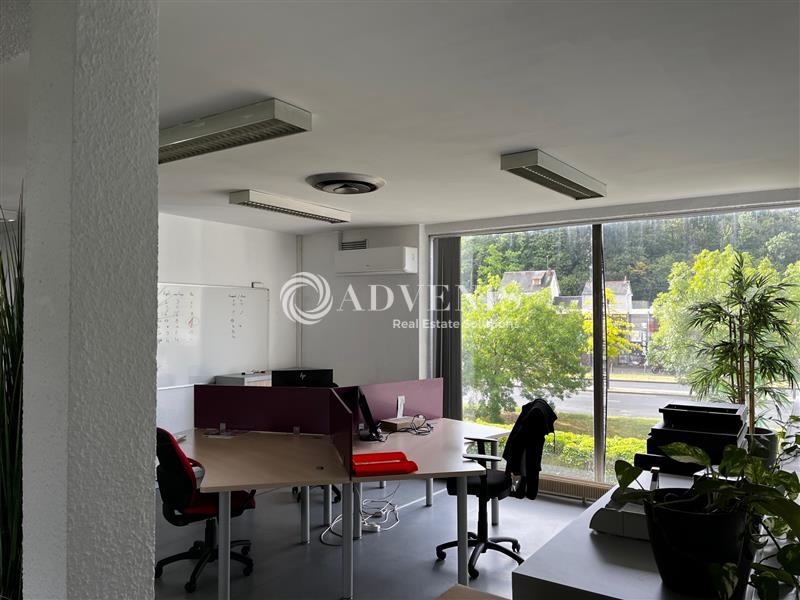 Location Bureaux SAINT AVERTIN (37550) - Photo 2