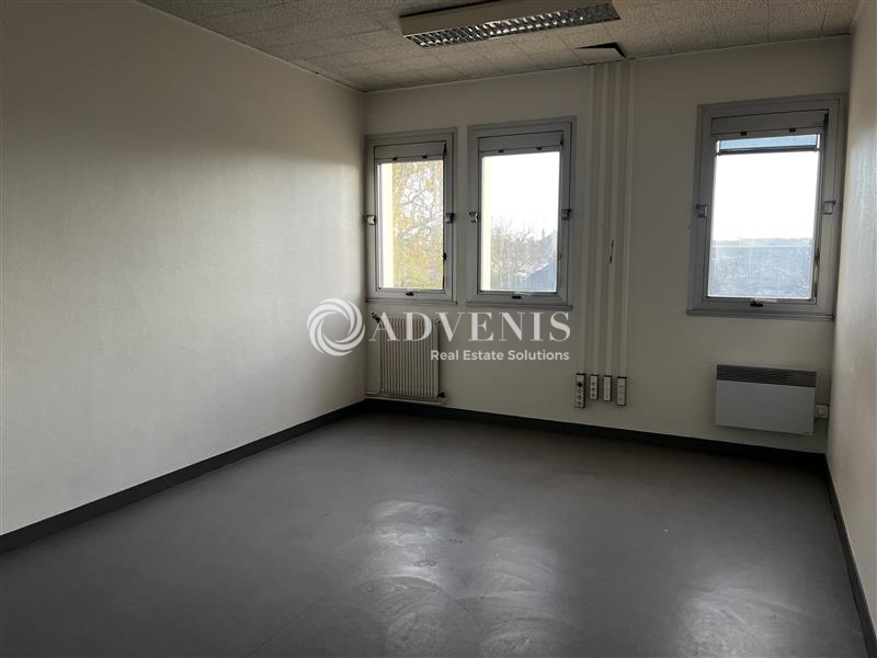 Location Bureaux LA VILLE AUX DAMES (37700) - Photo 4