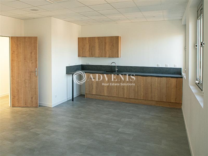 Location Bureaux LA VILLE AUX DAMES (37700) - Photo 8