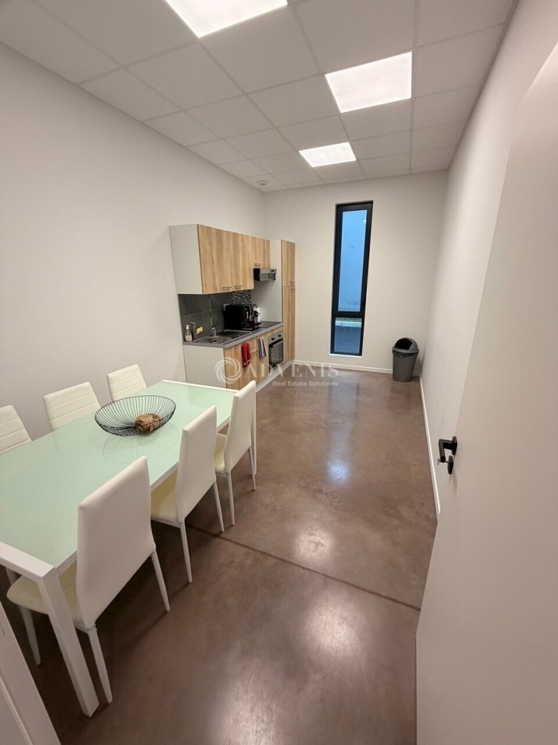 Location Activités Entrepôts JOUE LES TOURS (37300) - Photo 6