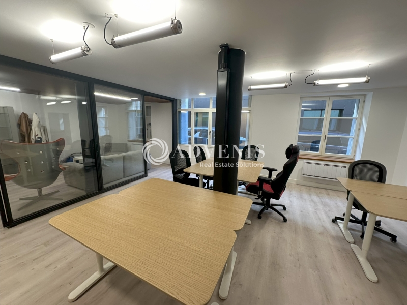 Location Bureaux TOURS (37000) - Photo 2