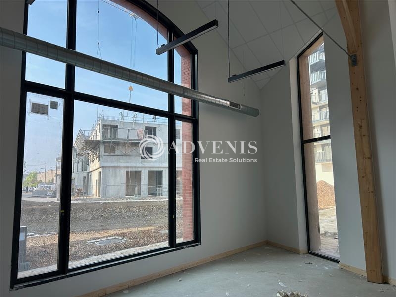 Location Bureaux TOURS (37000) - Photo 6