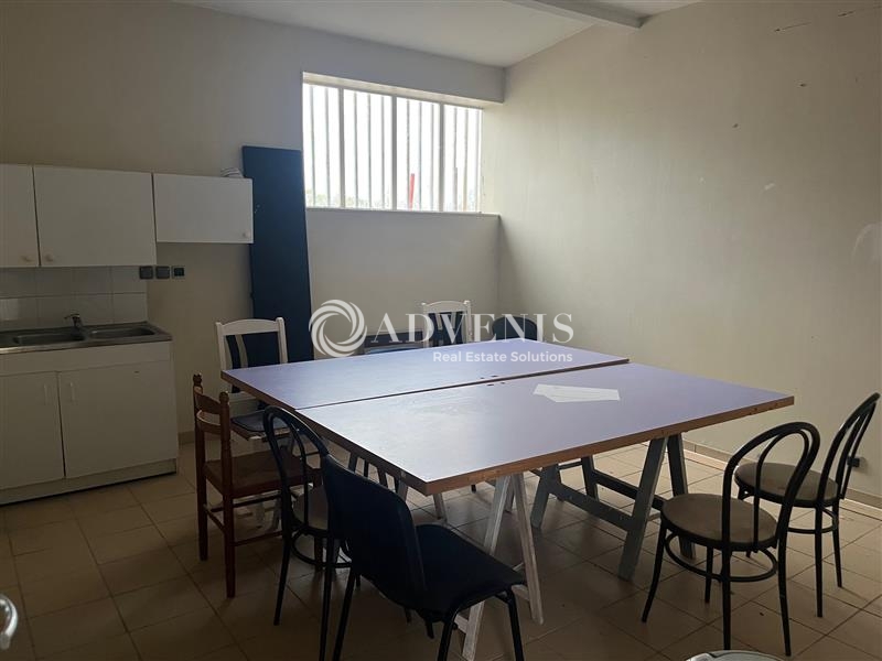 Location Activités Entrepôts BALLAN MIRE (37510) - Photo 4