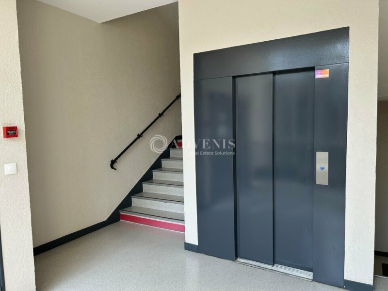 Vente Investisseur Bureaux JOUÉ-LÈS-TOURS (37300) - Photo 8