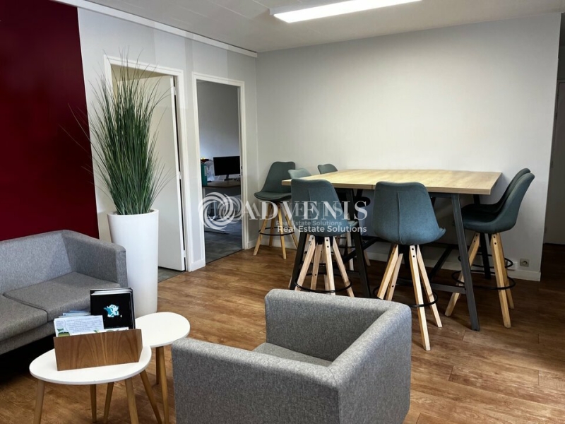 Location Bureaux SAINT AVERTIN (37550) - Photo 1
