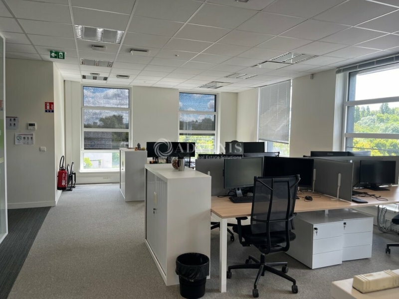 Location Bureaux TOURS (37200) - Photo 7