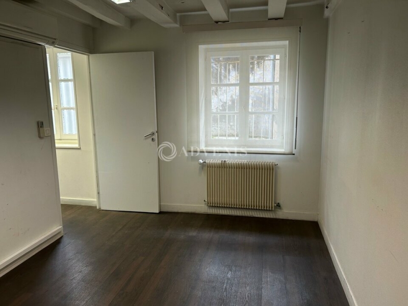 Vente Investisseur Commerces SAINT-AVERTIN (37550) - Photo 8