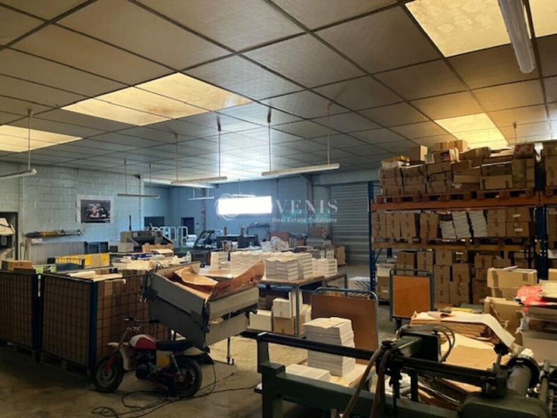 Vente Investisseur Activités Entrepôts JOUE LES TOURS (37300) - Photo 1