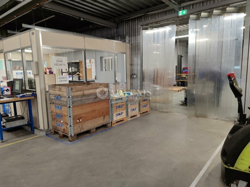 Vente Investisseur Activités Entrepôts SAINT CYR SUR LOIRE (37540) - Photo 2