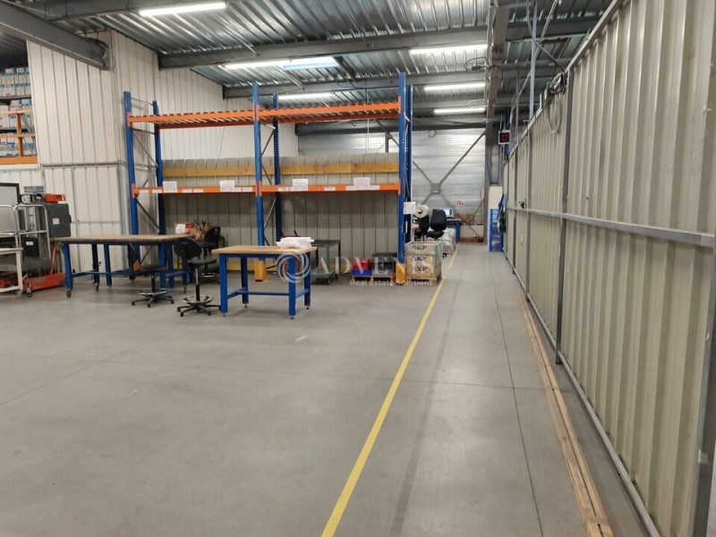 Vente Investisseur Activités Entrepôts SAINT CYR SUR LOIRE (37540) - Photo 7