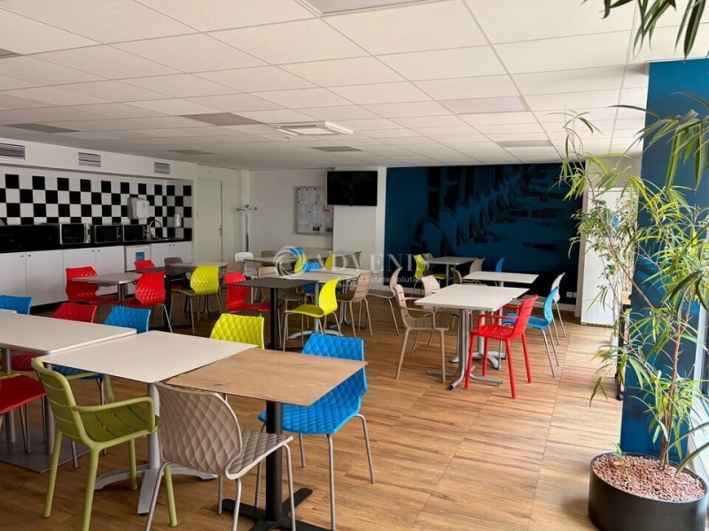 Location Bureaux TOURS (37000) - Photo 4
