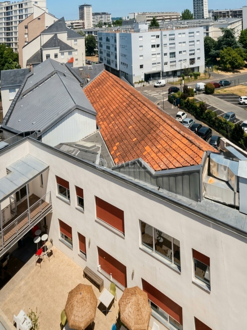 Location Bureaux TOURS (37000) - Photo 9