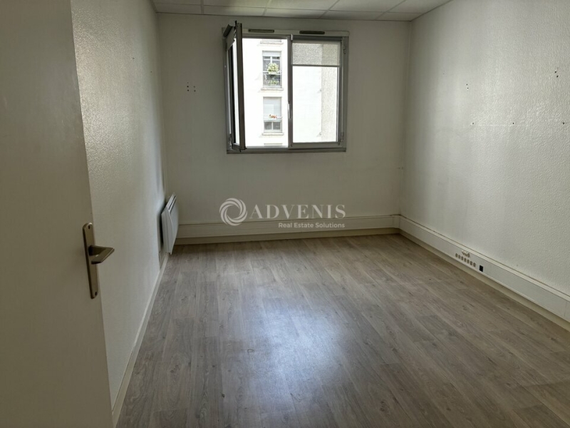 Vente Investisseur Bureaux TOURS (37000) - Photo 9