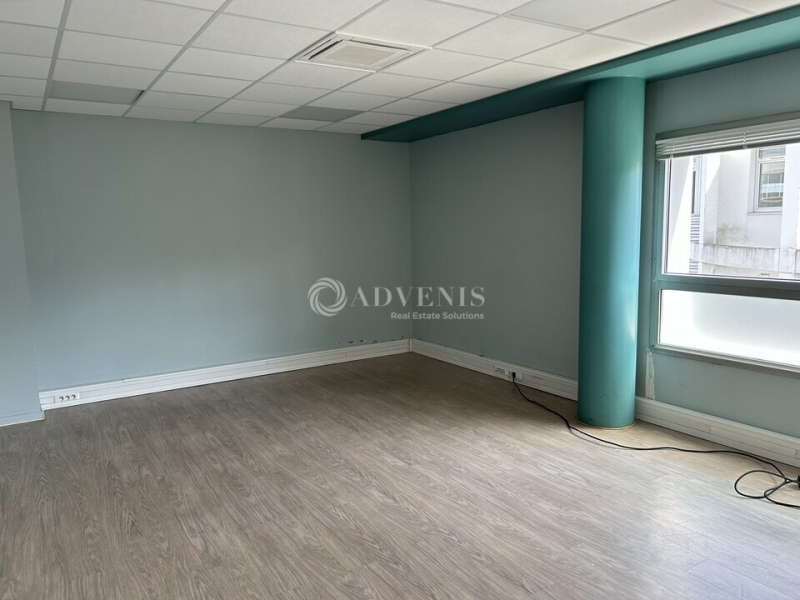 Location Bureaux SAINT AVERTIN (37550) - Photo 10