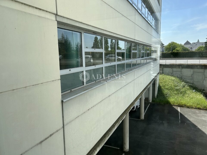 Location Bureaux SAINT AVERTIN (37550) - Photo 12