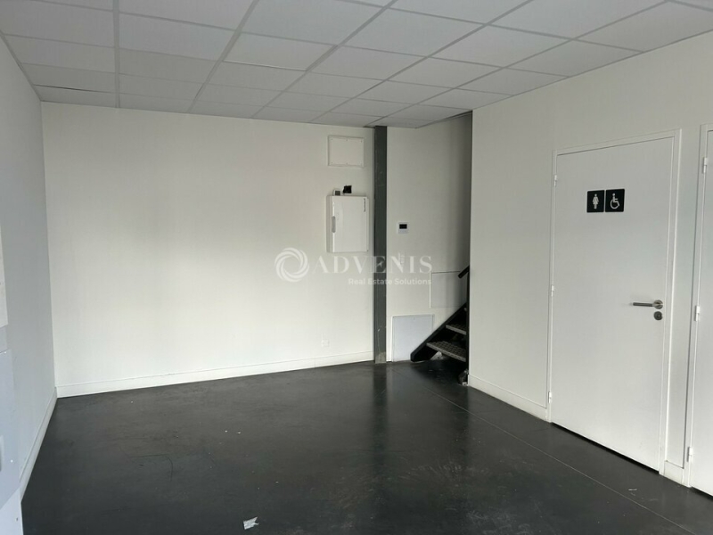 Location Commerces SAINT AVERTIN (37550) - Photo 4