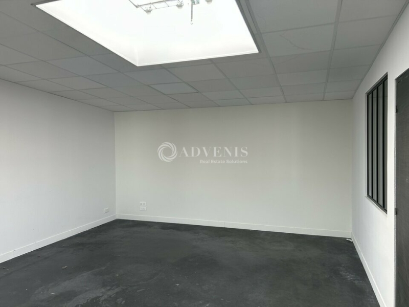 Location Commerces SAINT AVERTIN (37550) - Photo 5