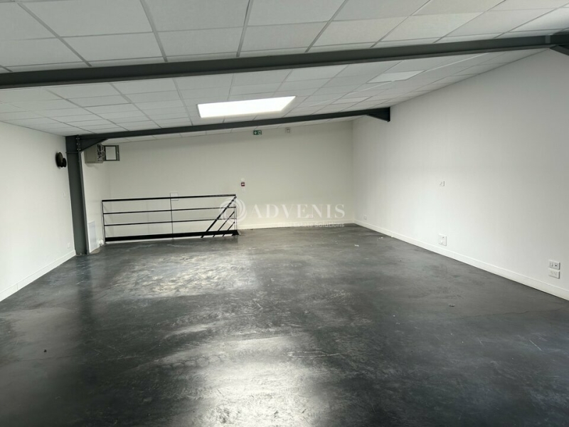 Location Commerces SAINT AVERTIN (37550) - Photo 6