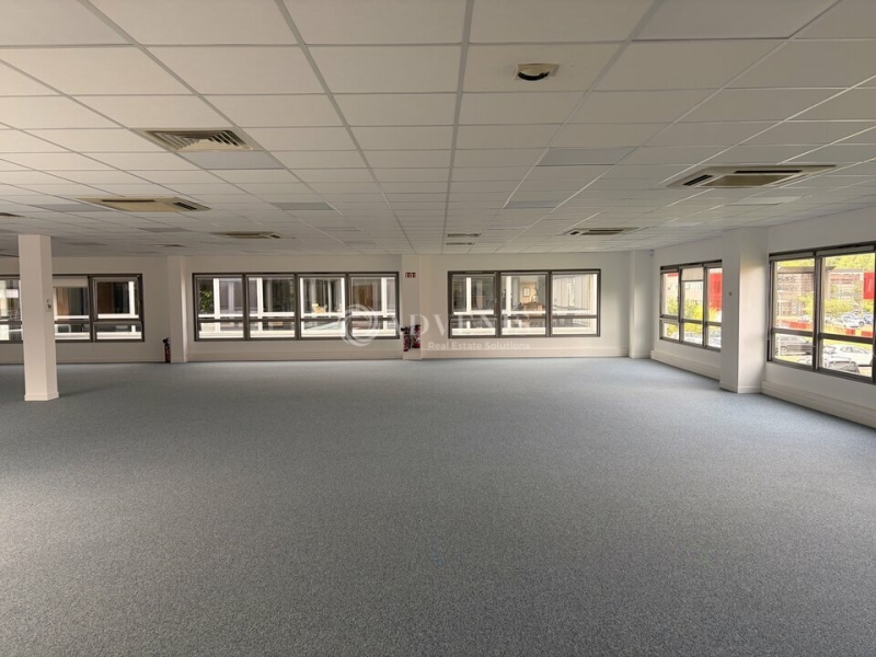Location Bureaux TOURS (37200) - Photo 7