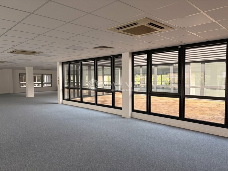 Location Bureaux TOURS (37200) - Photo 9
