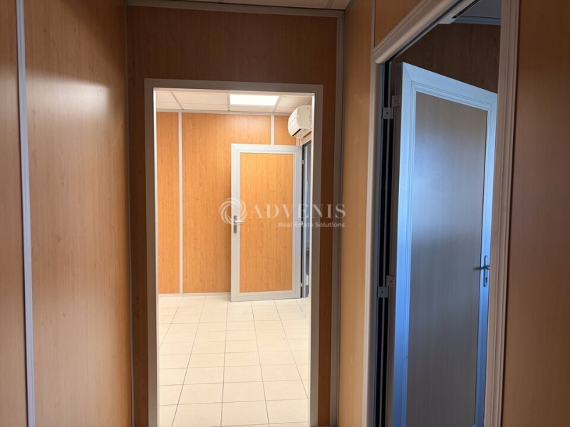 Location Bureaux PARCAY MESLAY (37210) - Photo 6